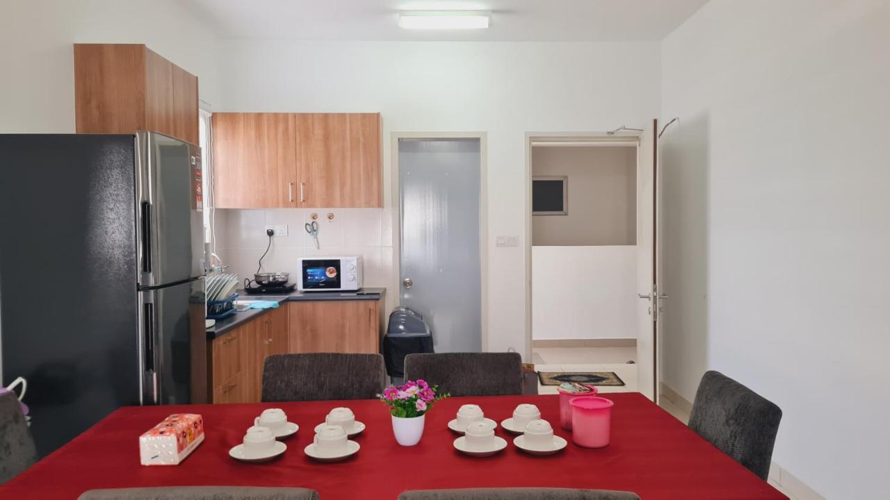 Alanis Klia 2bedroom With Neflix Apartment *